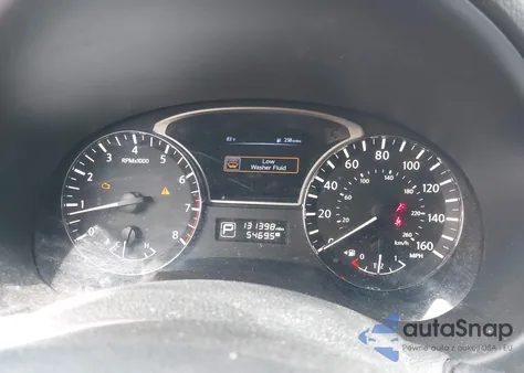 2015 Nissan Altima 2.5 из США, поврежденный, VIN 1N4AL3AP9FC126864